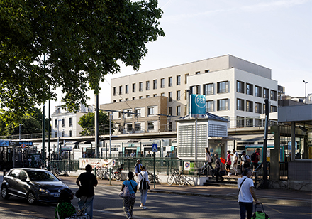 Résidence étudiante et commerces, Gare du Vésinet